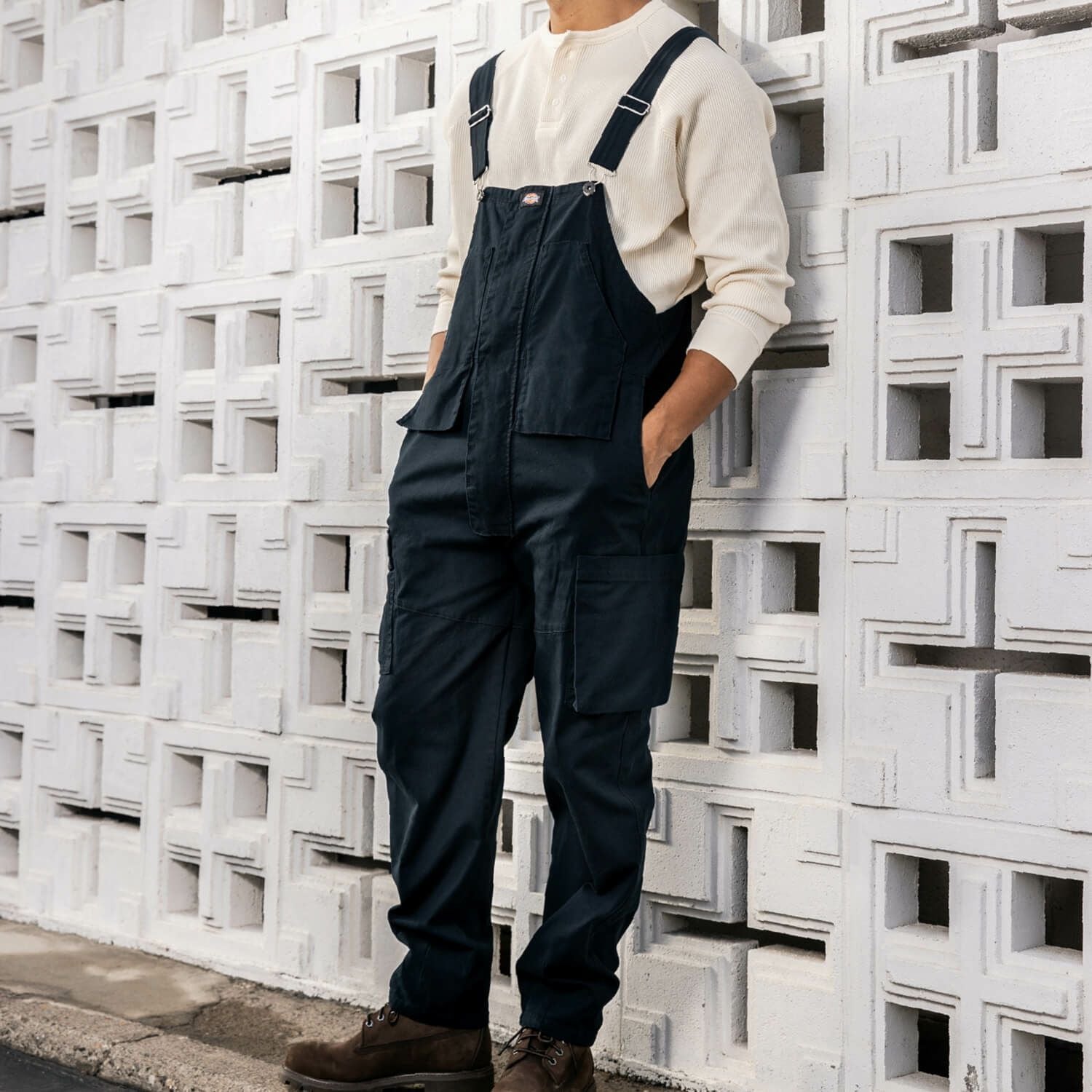 Dickies】ストレッチオックスオーバーオールカーゴ|コーコス信岡公式通販