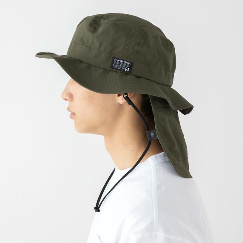 シェードの留め具で密着度UP